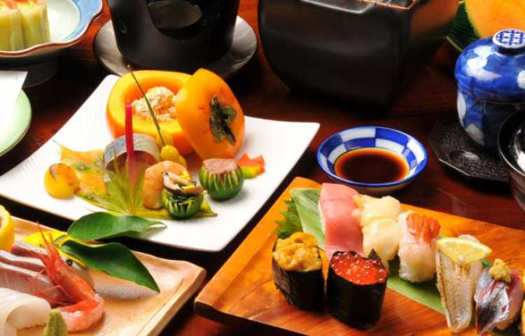 Cuisine japonaise – Ces spécialités japonaises qui n'existent pas au Japon  – Occitanie Japon – Un pont entre Toulouse, l'Occitanie et le Japon